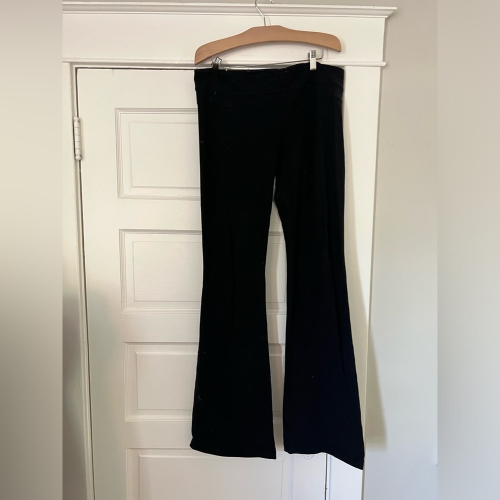 Lululemon extra long black yoga pants (2) size 12